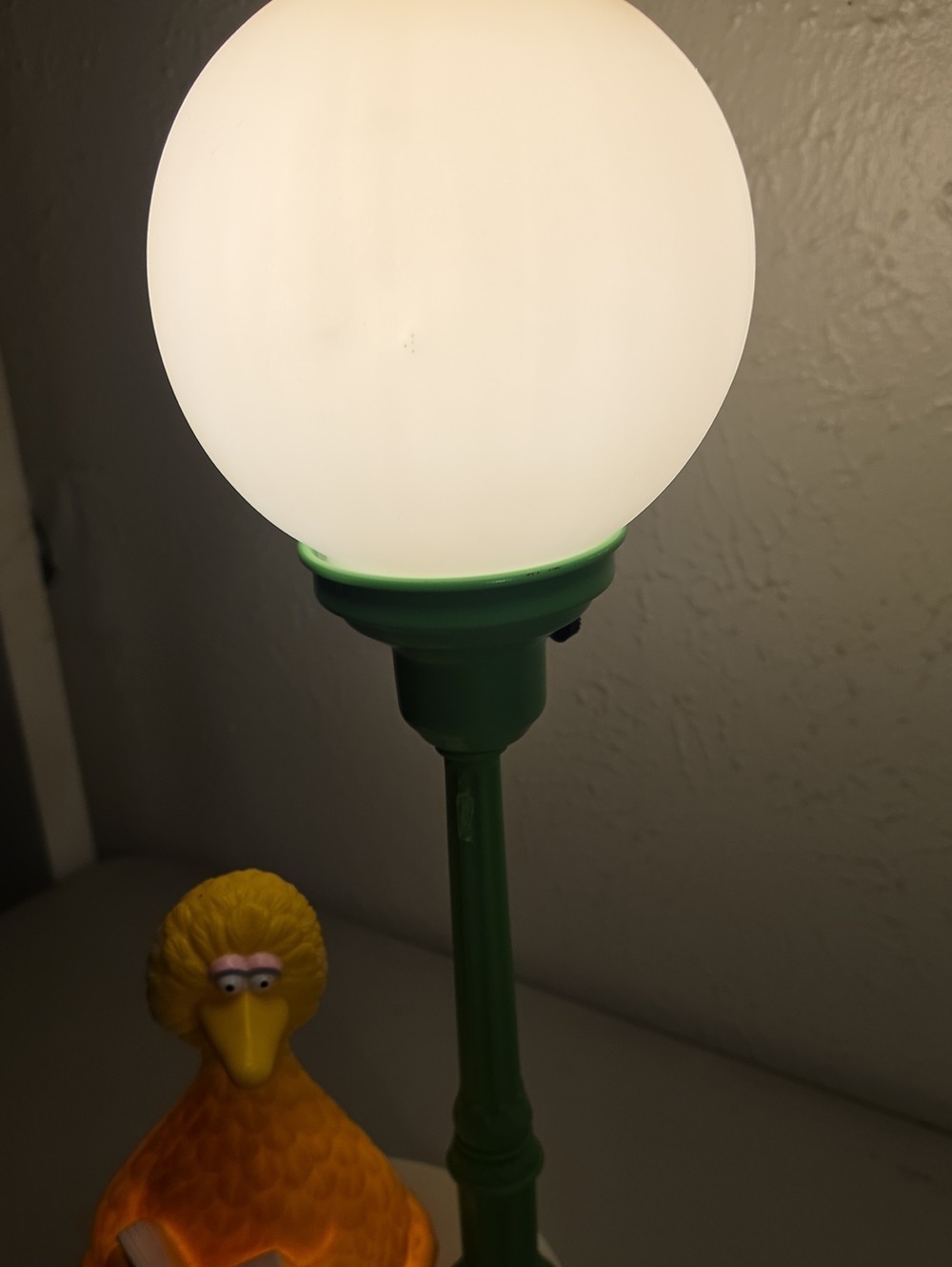 Vintage 70s Sesame Street Big Bird Lamp with serial number working condition - Picture 3 of 14